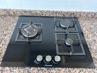 Encimera de gas botella butano Hisense 3 fuegos