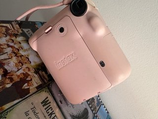 Cámara Instantánea Fujifilm Instax Mini 12 Rosa