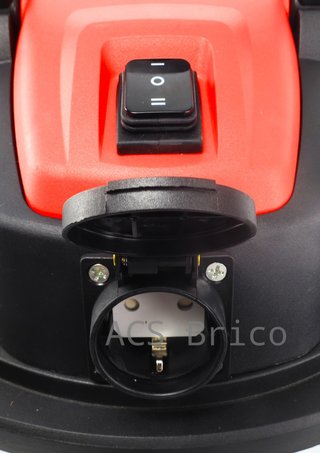Aspirador Soplador Polvo Líquidos 30L 1600W 63344 - Mader