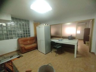 Local comercial en venta en La Luz - El Torcal en Málaga