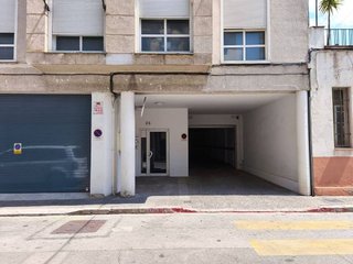 Garaje en venta en Eixample Sud – Migdia en Girona