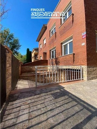 Chalet en venta en Les Comes en Igualada