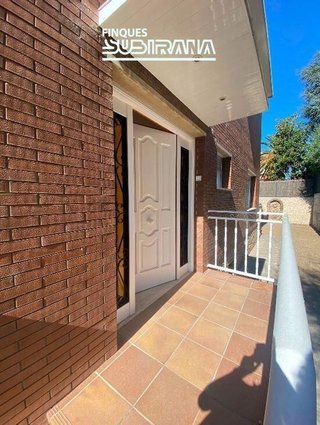 Chalet en venta en Les Comes en Igualada