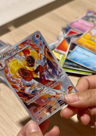 Carta Pokémon Armarouge 086/084