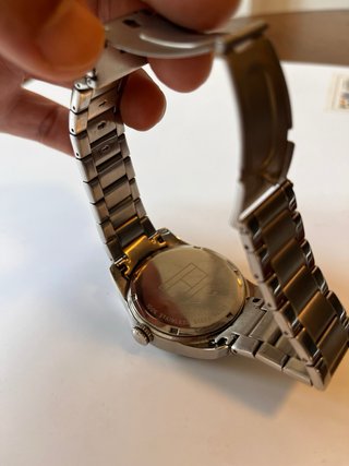 Reloj Tommy Hilfiger Metálico Negro