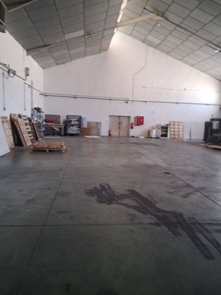 Nave industrial en venta en Montserrat - Parque Empresarial en San Fernando de Henares