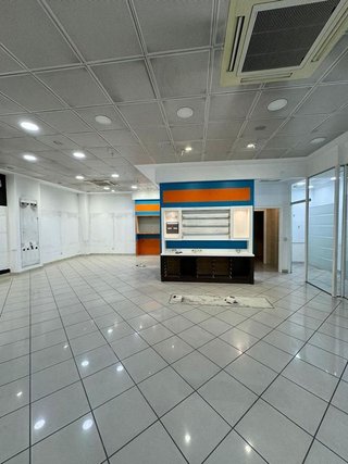 Local comercial en alquiler en Plan Sur-Amistad en Guadalajara