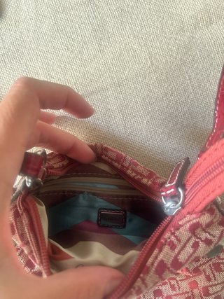 Bolso de tela Guess rojo