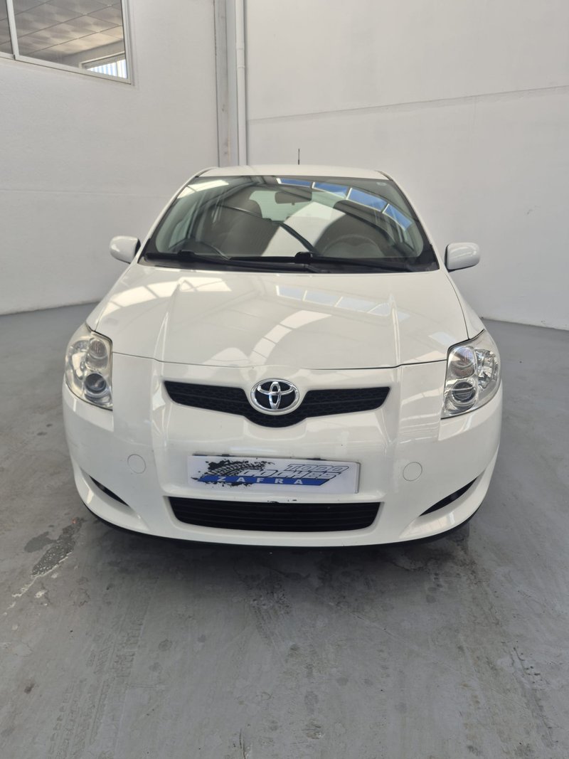Toyota Auris 2008 - foto 1