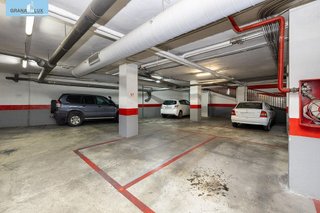 Garaje en venta en Camino de Ronda - Rosaleda en Granada
