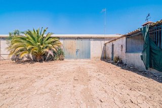 Nave industrial en venta en Santa Adela - Parque Leyva Loro en Atarfe