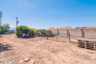 Nave industrial en venta en Santa Adela - Parque Leyva Loro en Atarfe