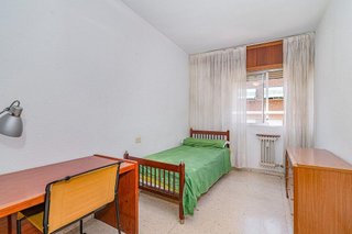 Piso en venta en San Francisco Javier en Granada
