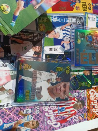 Lote cromos mgk 2026-27.total 90 cards