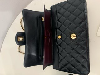 Bolso Chanel Negro Piel Acolchado