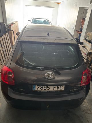 Toyota Auris 2012