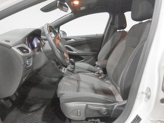 Opel Astra 1.2 Turbo SHL GS Line 81 kW (110 CV)