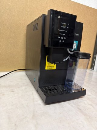 Cafetera Cecotec Compactccino Negra