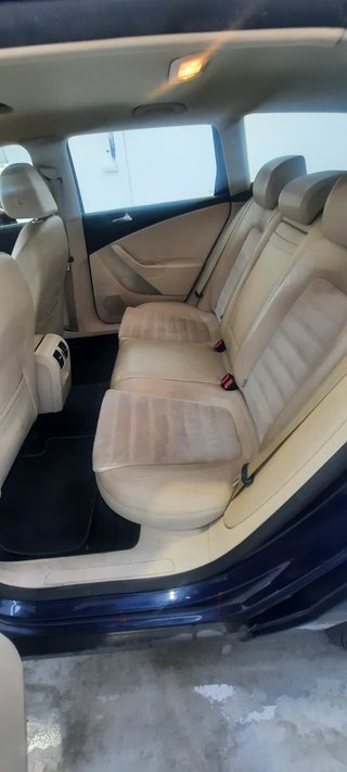 Volkswagen Passat 2010