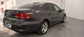 Volkswagen Passat 2011