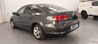 Volkswagen Passat 2011