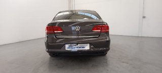 Volkswagen Passat 2011
