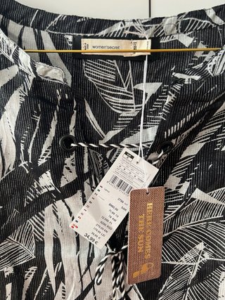 Camisola de playa estampado hojas