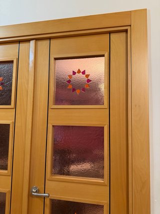 Puertas de comedor de madera con cristal
