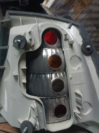 Pilotos Traseros Opel Astra (Izq y Der)