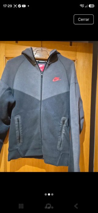 Sudadera Nike Tech Negra y Gris Logo Rojo