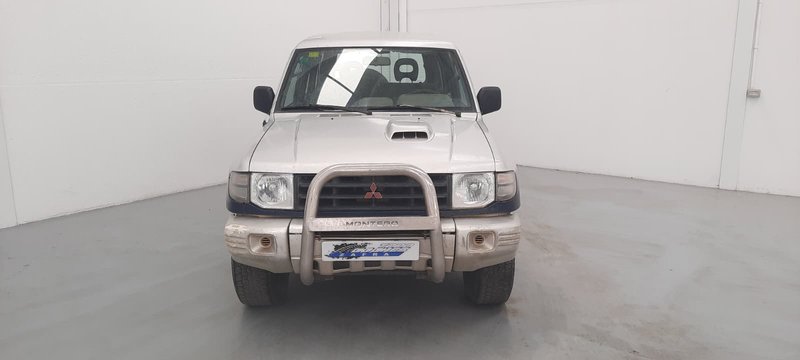 Mitsubishi Montero 2000 - foto 1