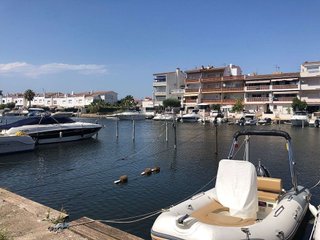Garaje en venta en Empuriabrava en Castelló d´Empúries