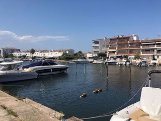 Garaje en venta en Empuriabrava en Castelló d´Empúries