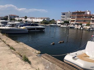 Garaje en venta en Empuriabrava en Castelló d´Empúries