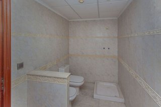 Local comercial en venta en Centro en Gandia