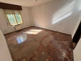 Piso en venta en Hospital en Jaén