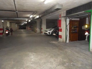 Garaje en venta en Barrio de Zaidín en Granada