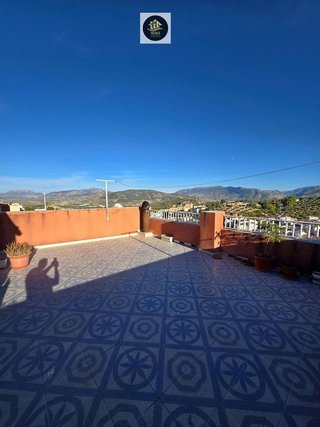 Casa en venta en Ctra. Circunvalación - La Magdalena en Jaén