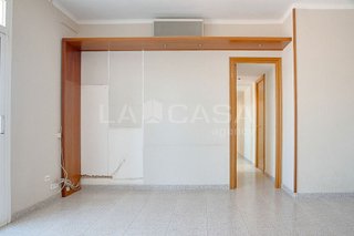Piso en venta en La Verneda i la Pau en Barcelona