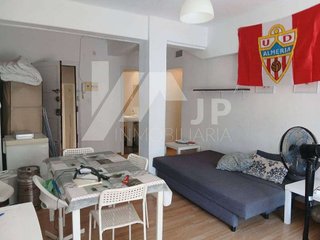 Piso en alquiler en Camino de Ronda - Rosaleda en Granada