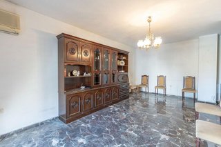 Piso en venta en Camino de Ronda - Rosaleda en Granada