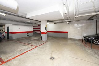 Garaje en venta en Camino de Ronda - Rosaleda en Granada