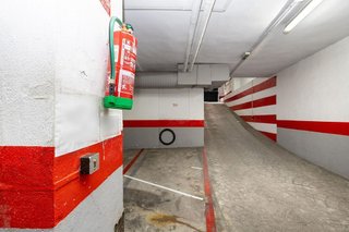 Garaje en venta en Camino de Ronda - Rosaleda en Granada