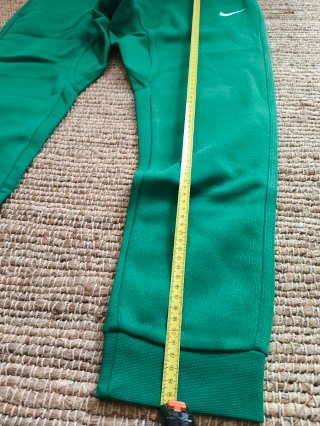 Pantalón chándal Nike verde Talla M