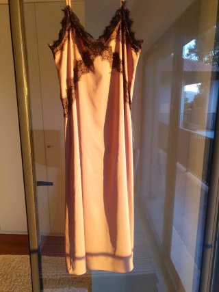 Vestido Renda Rosa - Tamanho M e L