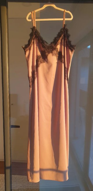 Vestido Renda Rosa - Tamanho M e L
