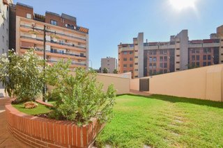 Piso en venta en Cerrillo de Maracena - Periodistas en Granada