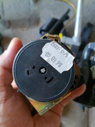Pack cinturónes de seguridad mercedes 208 clk