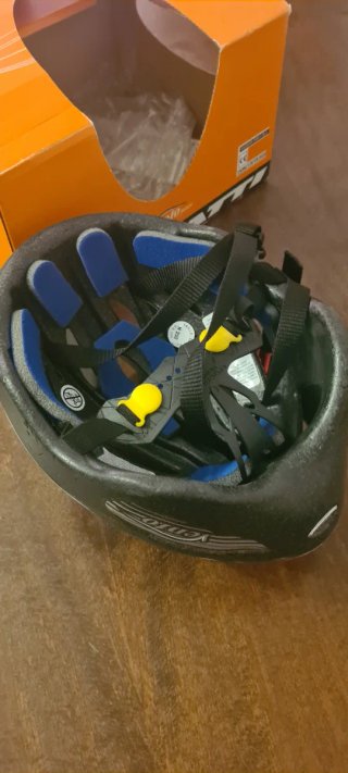 Casco de bici azul para niño