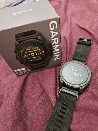 Garmin Tactix 8 AMOLED Negro/Verde